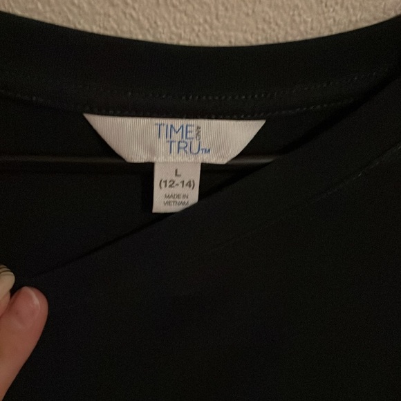 Top - Picture 2 of 2